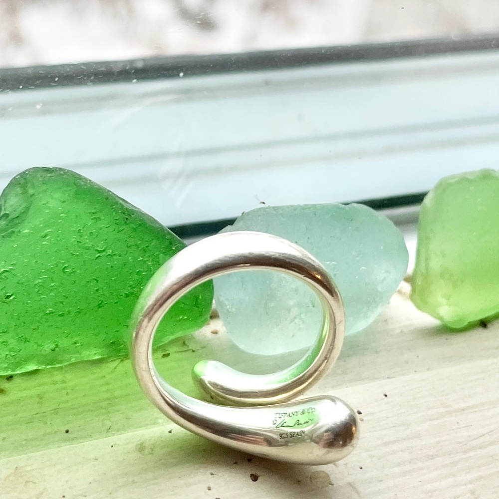 Tiffany & Co | Elsa Peretti Teardrop Ring, Sz 7-8 ♥ Perfect patina - Picture 4 of 7